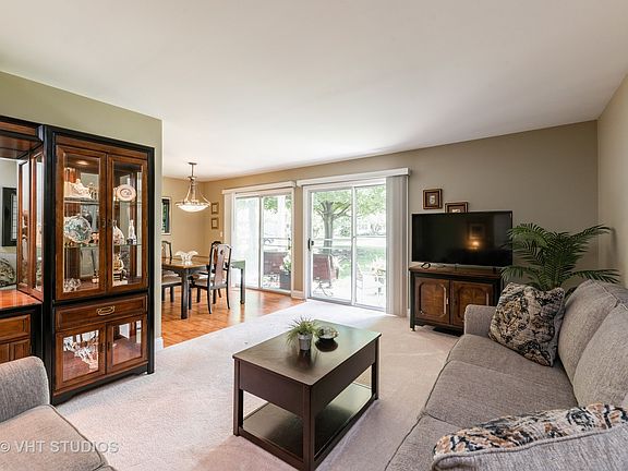 3rd image of 1400 Ashton Ct APT A1