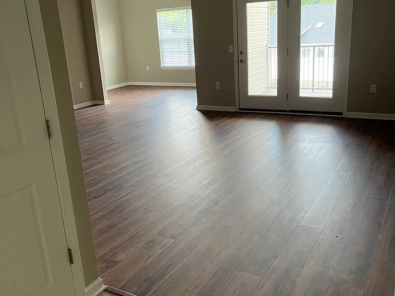 6815 Hanesbrook Cir #302 — Photo 2