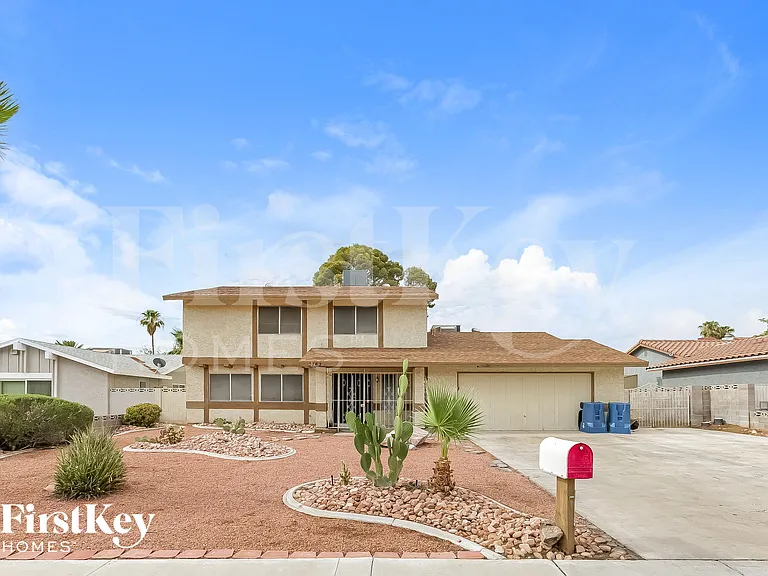 3763 E Hacienda Ave — Photo 2