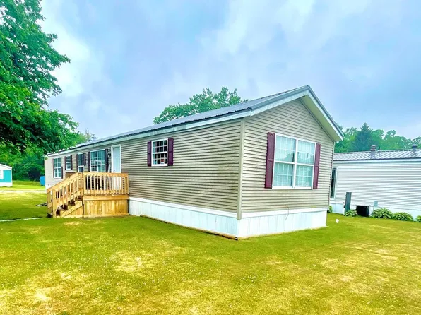 60 Colony Dr, Fredericktown, OH 43019