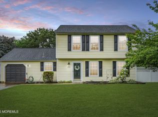 810 Blenheim Dr, Brick, NJ 08724