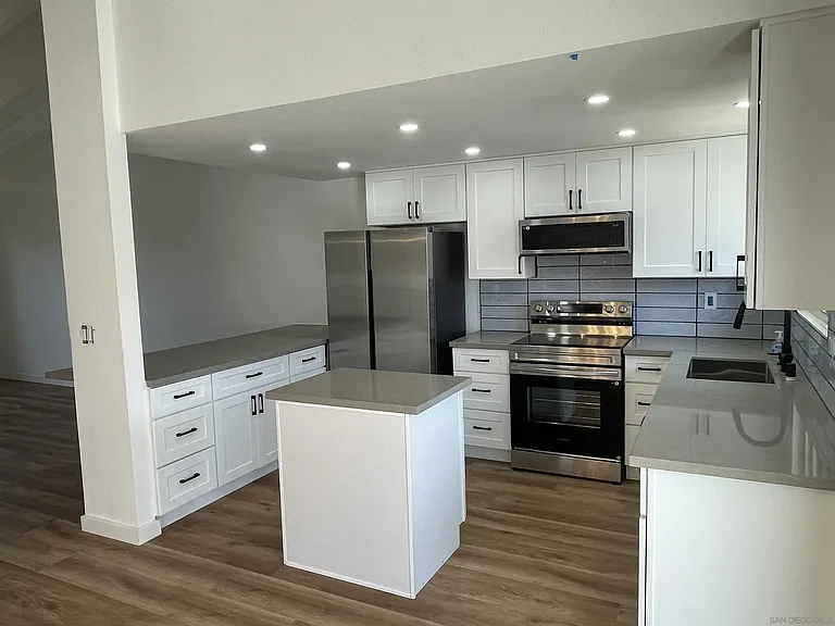 5240 Mount Alifan Dr — Photo 3