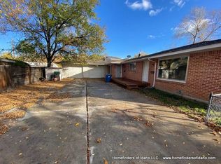 912 N Riviera Dr, Boise, ID 83703