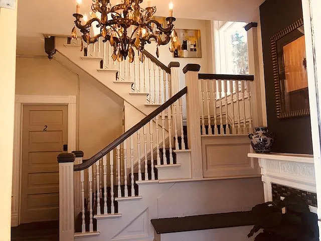 1537 Gaylord St — Photo 4
