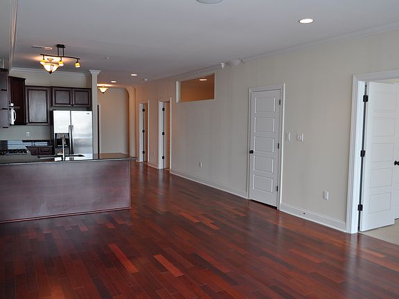 2nd image of 1 Brown St Unit 1415
