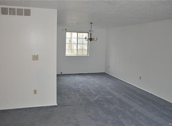 4th image of 7413 Summertree Dr