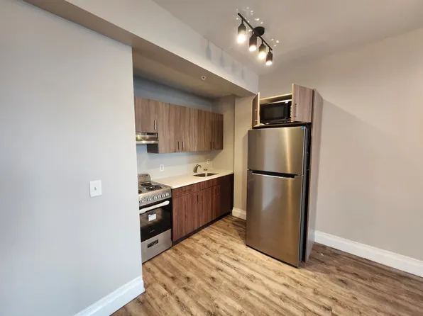 105 N Grove St #41E, East Orange, NJ 07017