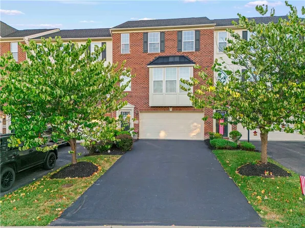 310 Maple Ridge Dr, Canonsburg, PA 15317