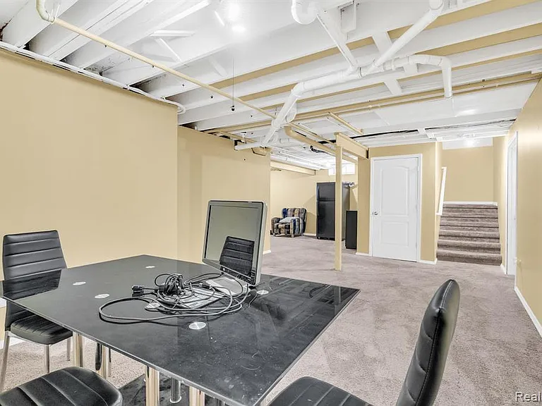 42682 Park Crescent Dr — Photo 38