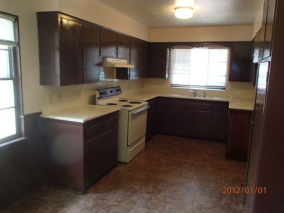 2nd image of 1408 NE 47th St