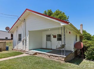 414 Skyline Dr, Canton, NC 28716