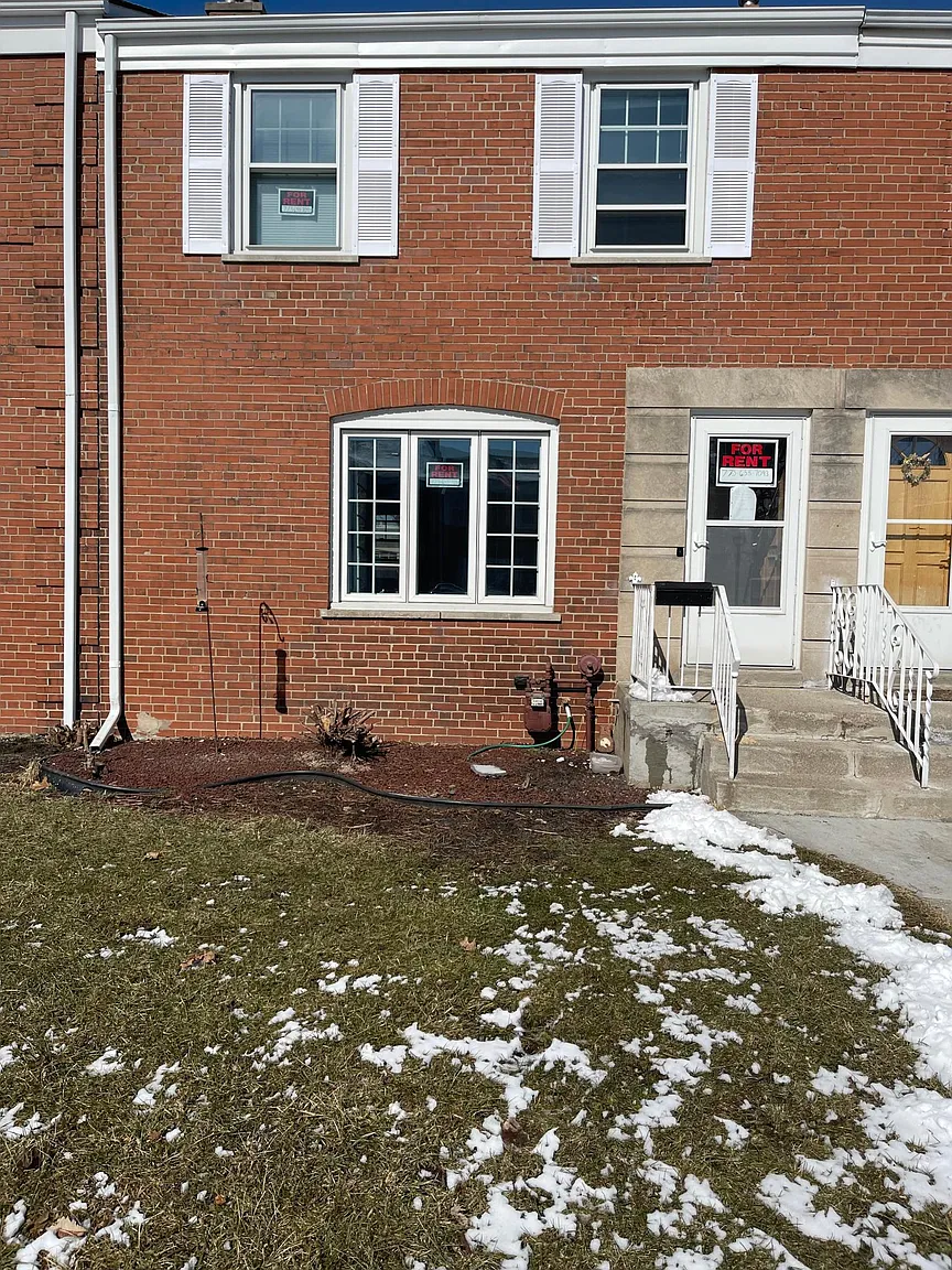 5202 W 63rd Pl photo 1