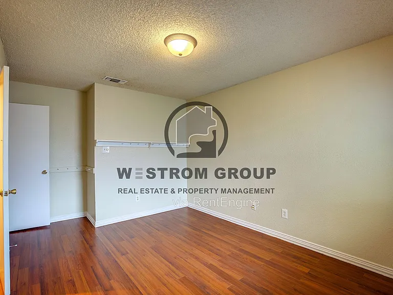 5307 School Hill Cir — Photo 22