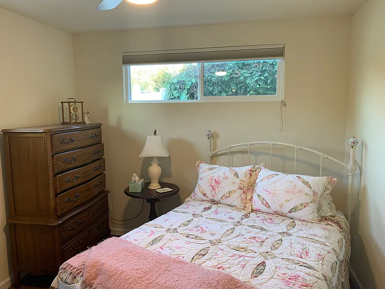 2555 Ardath Rd #B — Photo 6