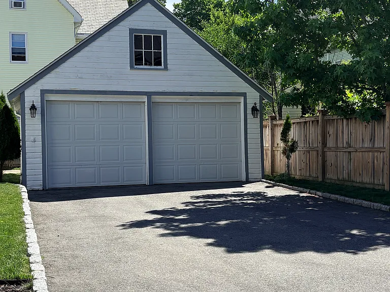 20 Chester St #1 — Photo 6
