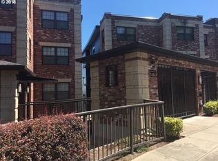 2454 NW Westover Rd #5-104, Portland, OR 97210