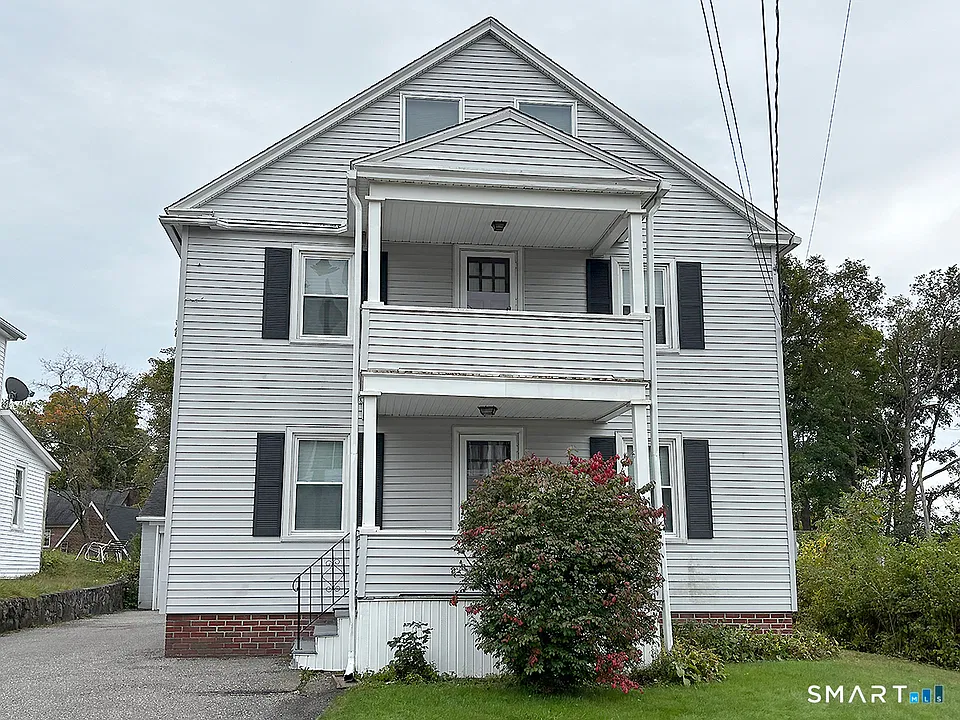 94 Wadhams Ave