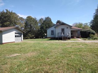 348 Straight Gut Rd, Rock Spring, GA 30739