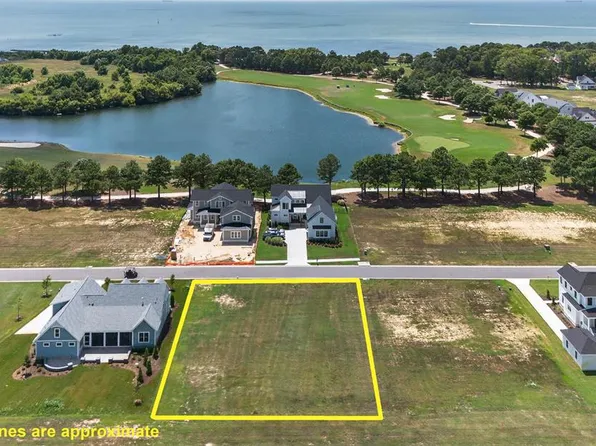 208 Muirfield Dr #94, Cape Charles, VA 23310