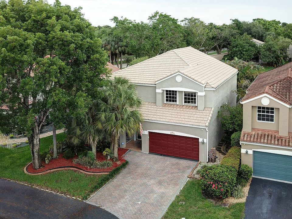 1st image of 10300 NW 11th St