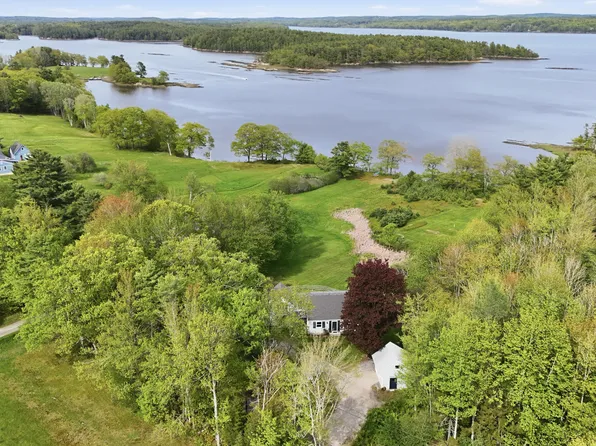 124 Phipps Point Road, Woolwich, ME 04579