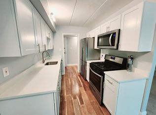 2321 Freetown Ct #24/11C-11C, Reston, VA 20191