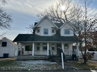 101 W Fulton Ave, Roosevelt, NY 11575