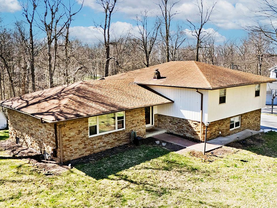 1st image of 7907 Black Oak Dr