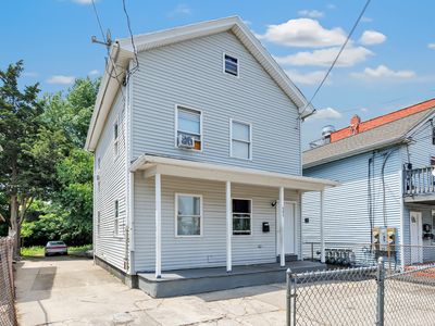 547 Harral Avenue, Bridgeport, CT, 06604