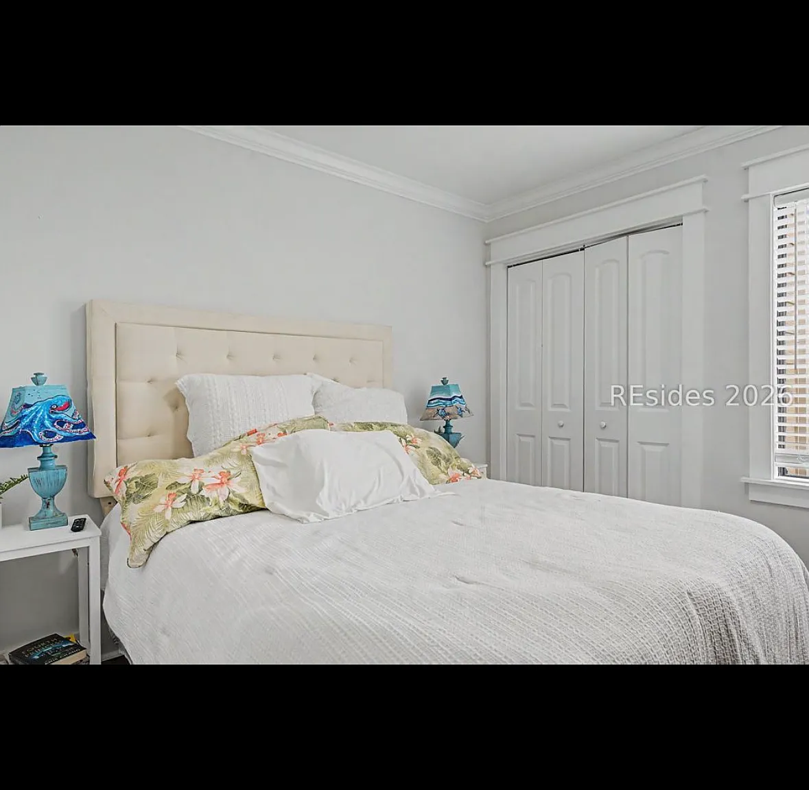 2 bed, 950 sqft, $2,300 — Photo 3