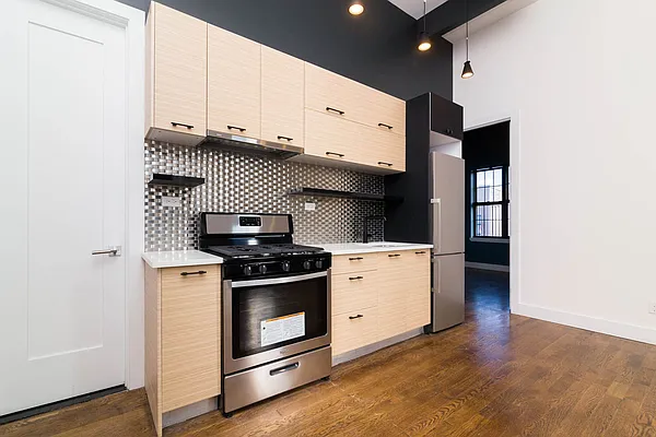 Rented by Nooklyn NYC LLC | media 59
