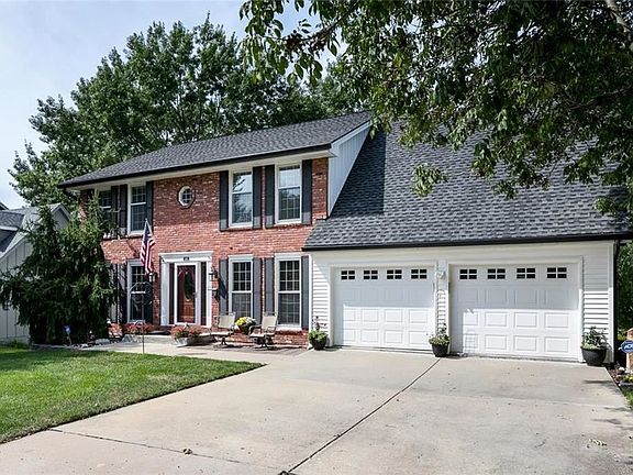 5th image of 1212 Wellington Way