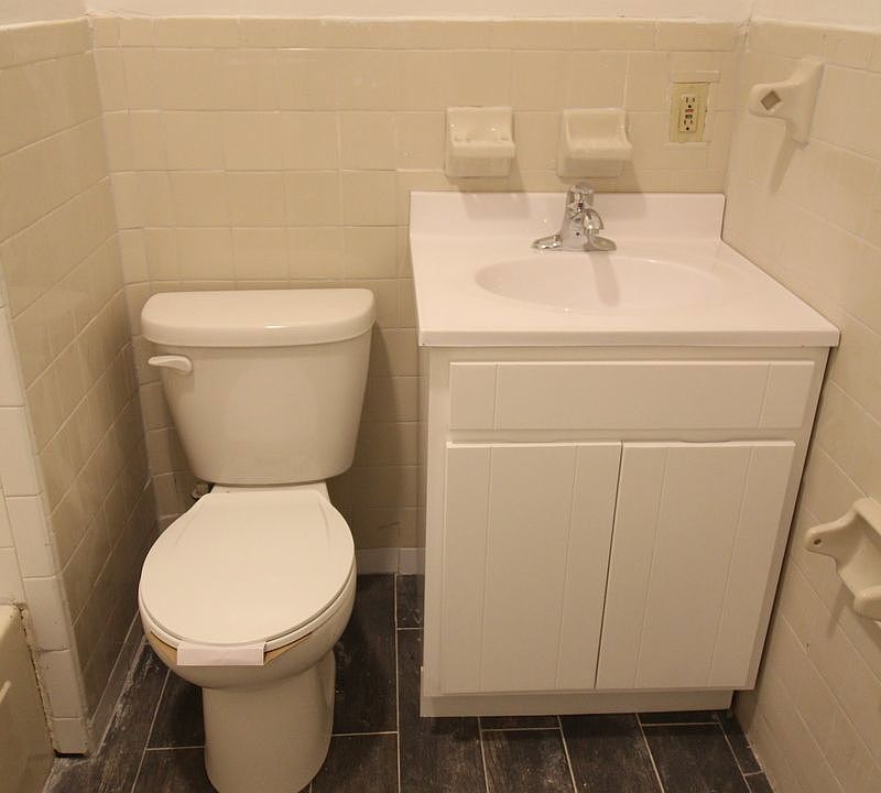 2nd image of 458 E 144th St APT 2