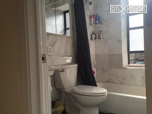 Rented by Citi Habitats | media 40