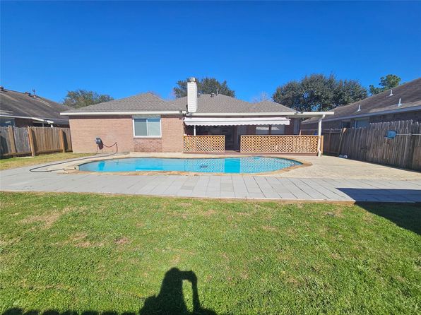 19911 Crescent Creek Dr, Katy, TX 77449