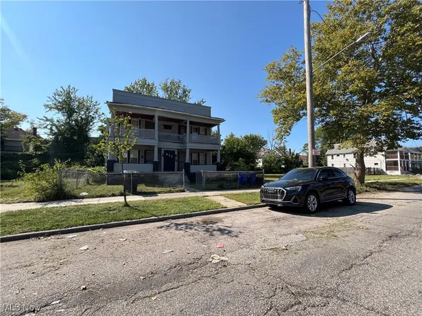 620 Eddy Rd, Cleveland, OH 44108