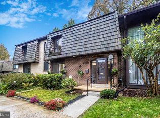 8102 Inverness Ridge Rd, Rockville, MD 20854