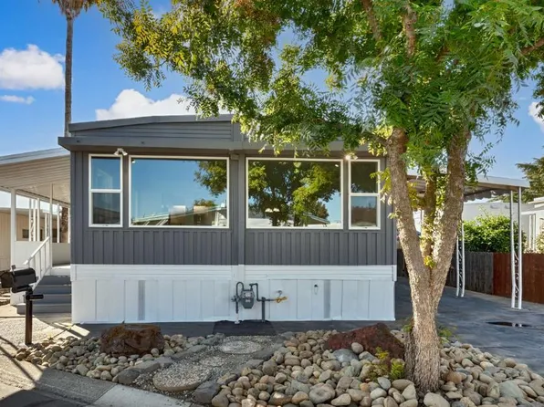 311 Sunny Hills Dr, Rancho Cordova, CA 95670