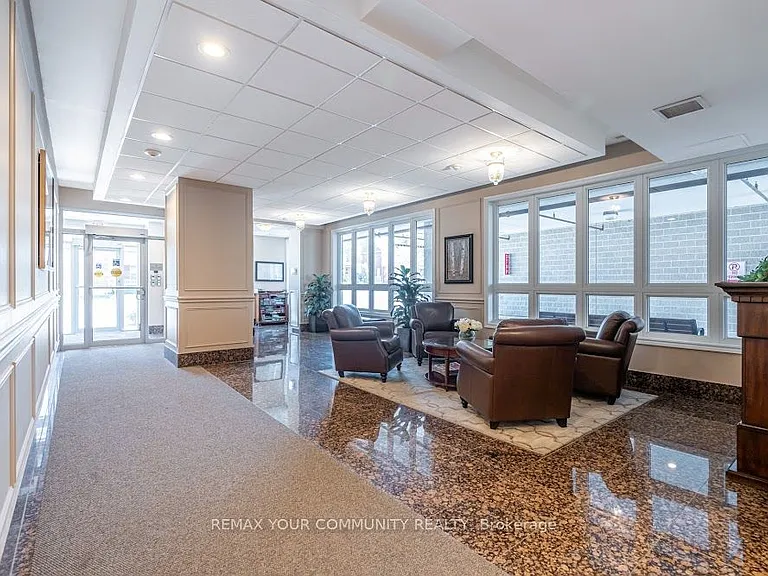15450 Yonge St #414 — Photo 2