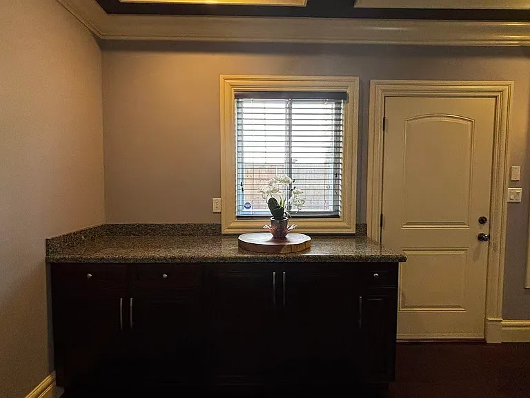 7428 Montana Rd #GROUND LEVEL — Photo 4