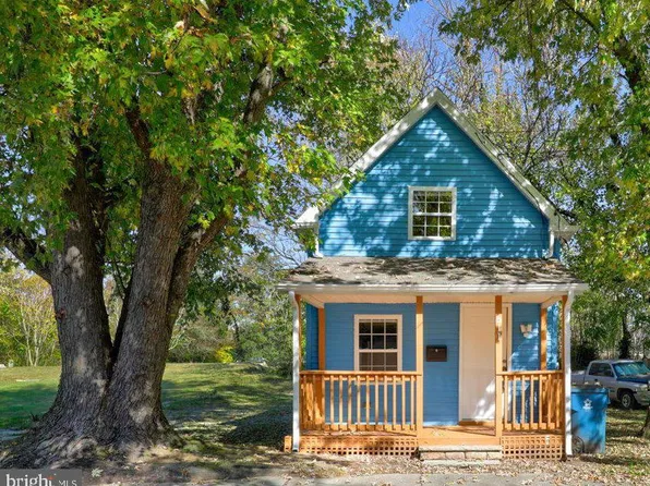 511 W 7th St, Laurel, DE 19956