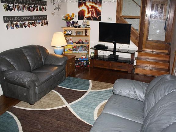 4th image of 3921 10th Ave