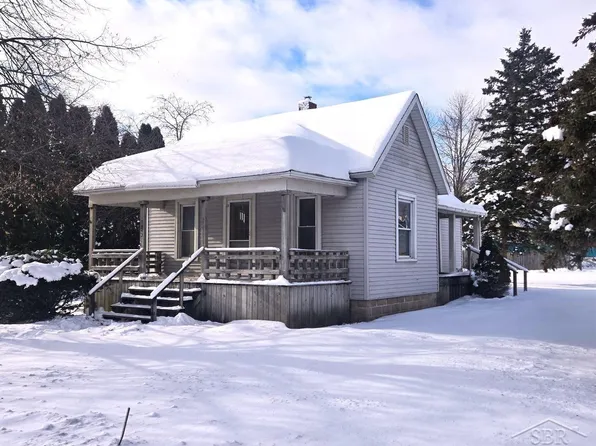 322 S Hemlock Rd, Hemlock, MI 48626