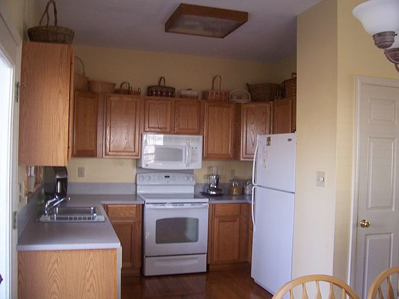 kitchen from dinning area