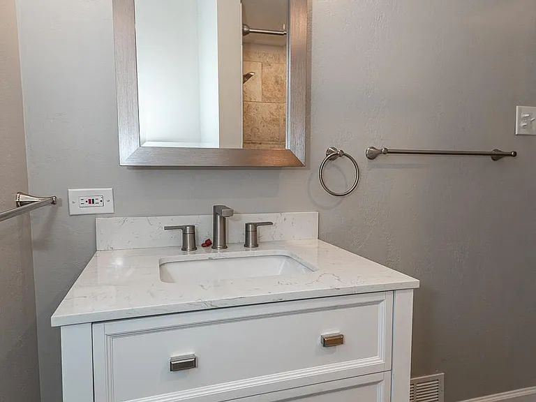 1425 Rutherford Ave — Photo 12