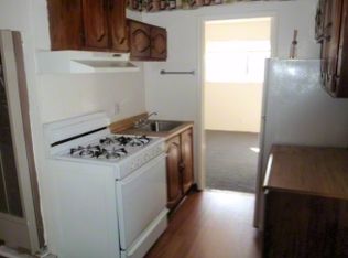 10010 MacArthur Blvd, Oakland, CA 94605