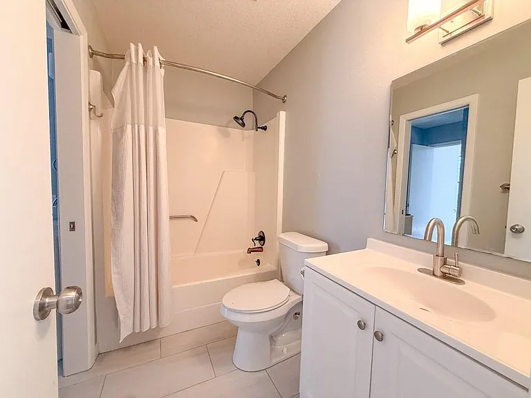 702 S Chappell Hill St — Photo 14