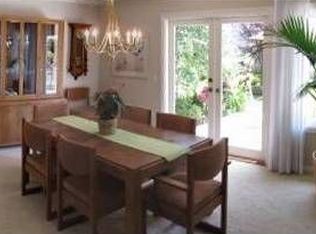 17092 Greentree Ln, Huntington Beach, CA 92649