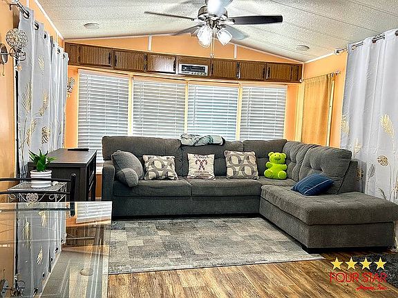 4th image of 1242 Sunshine Cir