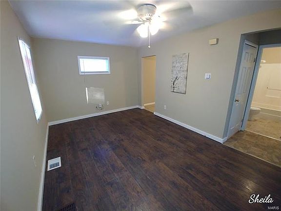 4th image of 2802 Wheaton Ave